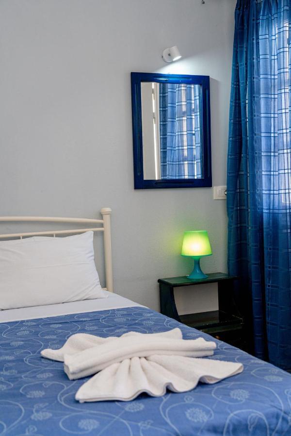 Marousi Suites Перисса Экстерьер фото